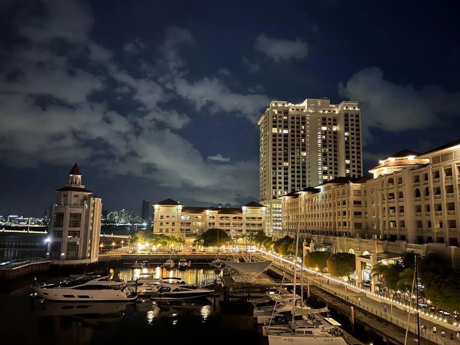 2Beds Seaview Straits Quay Comes With Carpark And Hothub Bagan Jermal Esterno foto