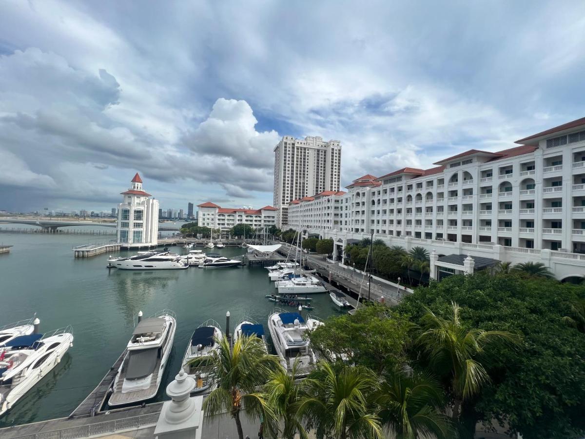 2Beds Seaview Straits Quay Comes With Carpark And Hothub Bagan Jermal Esterno foto