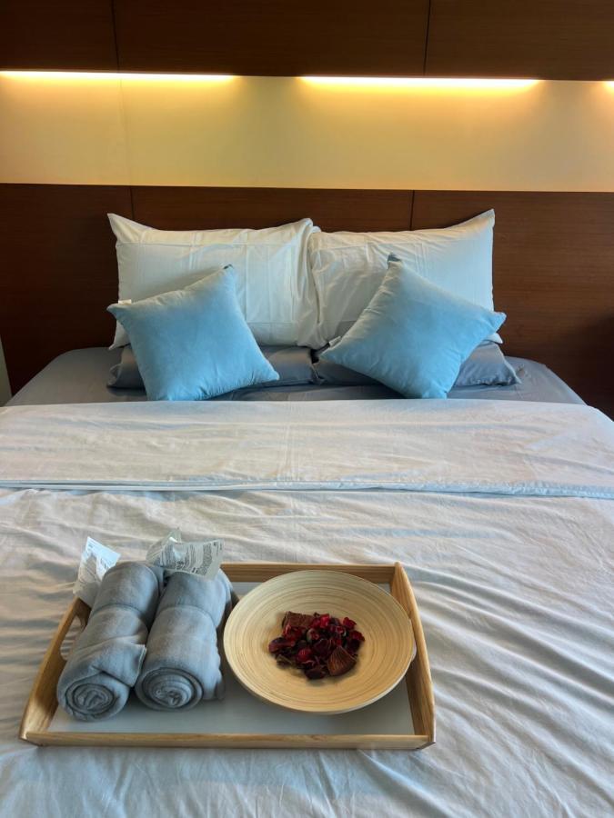 2Beds Seaview Straits Quay Comes With Carpark And Hothub Bagan Jermal Esterno foto